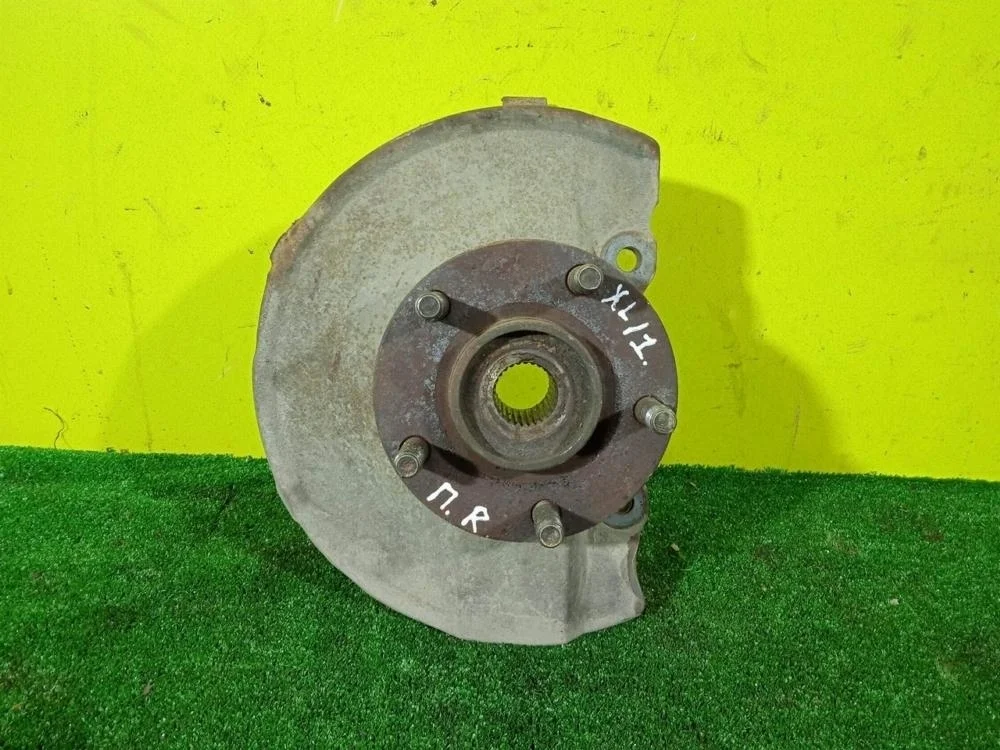 Кулак поворотный Mitsubishi Outlander XL 2007 3870A008 CW 6B31-0-70L, передний правый