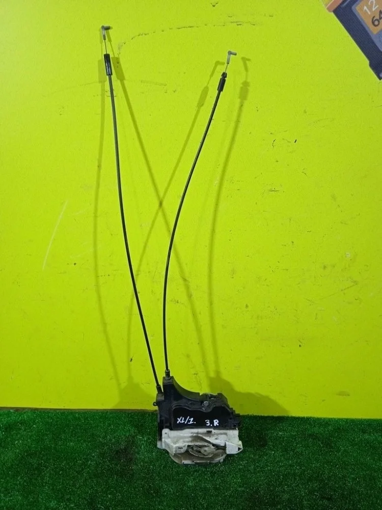 Замок двери Mitsubishi Outlander XL 2007 MN145876 CW 6B31-0-70L, задний правый