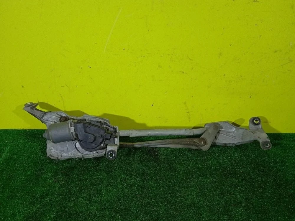 Стеклоочиститель Mitsubishi Outlander XL 2007 8251A105 CW 6B31-0-70L, передний