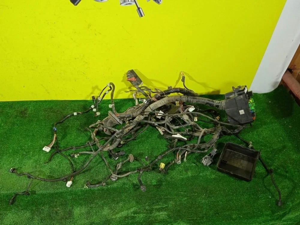 Проводка ДВС Mitsubishi Outlander XL 2007 8501A013 CW 6B31-0-70L