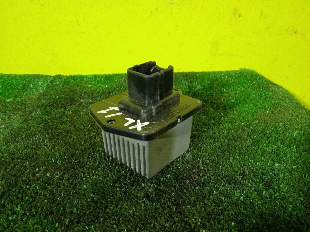 Резистор Mitsubishi Outlander XL 2007 7802A006 CW 6B31-0-70L