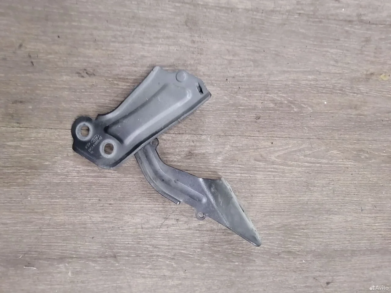 Петля капота ford kuga 2 rh