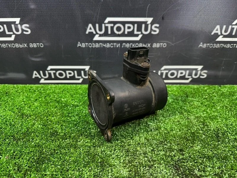 Датчик расхода воздуха Nissan Almera 2000 226805U400 N16 1.5 QG15