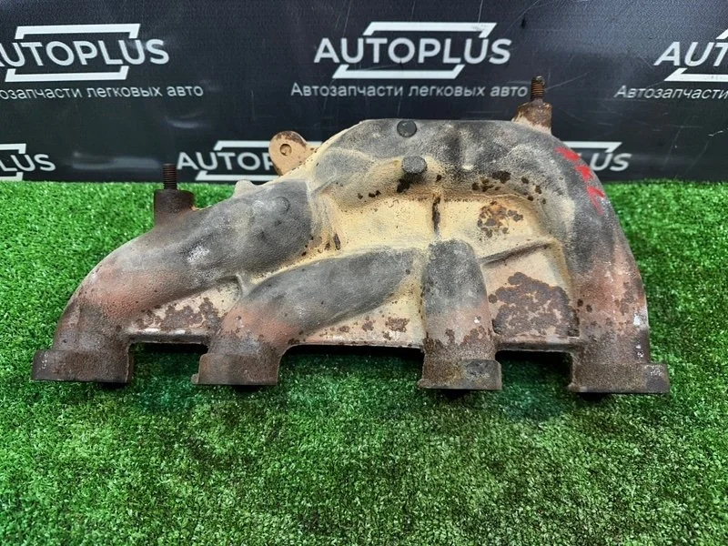 Выпускной коллектор Volkswagen Bora 1999 06A253033H СЕДАН 1.6 AKL