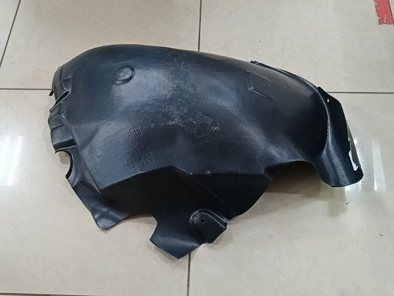 Подкрылок Mercedes-Benz Sprinter W906