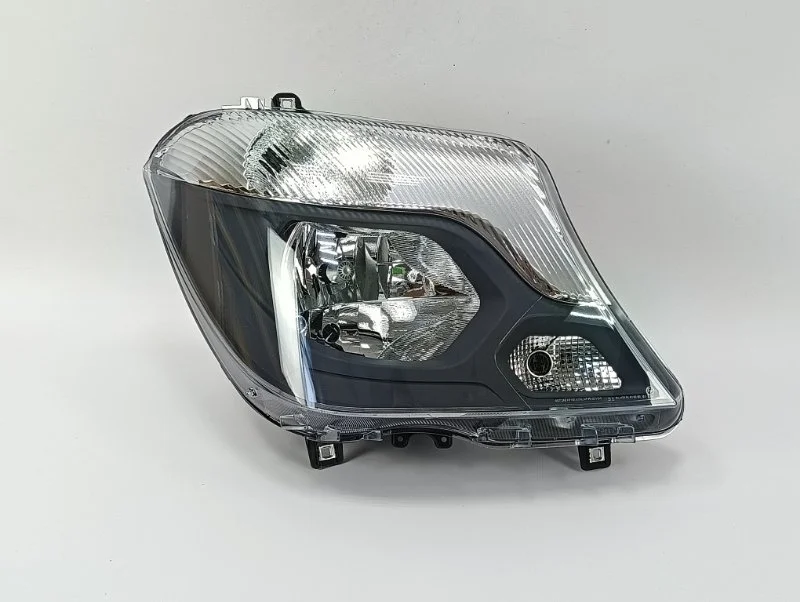 Фара Mercedes-Benz Sprinter W906