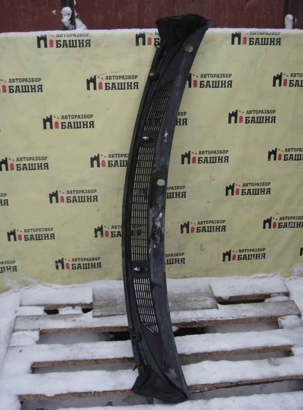 Жабо Skoda Fabia 5J1819403A 2