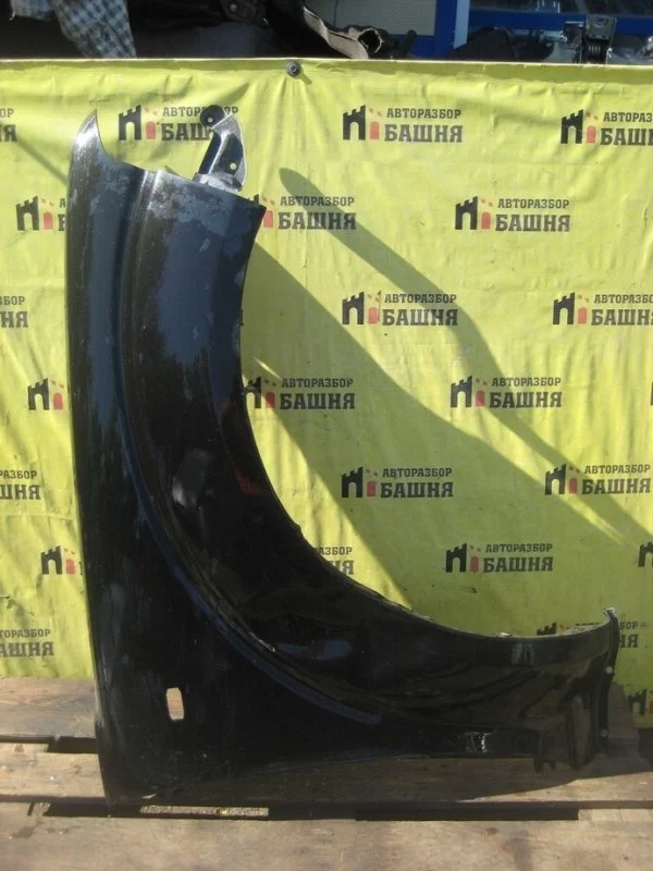 Крыло Nissan Pathfinder 63100EB330, переднее правое