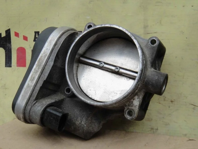 Дроссельная заслонкa BMW 7 13547506627 E66