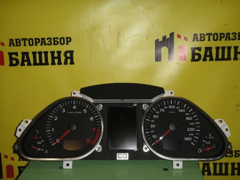 Щиток приборов Audi A6 4F0920900M C6