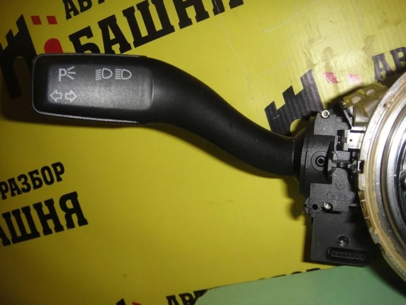 Подрулевой переключатель Audi A6 4E0953513K4PK