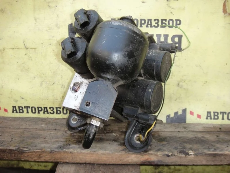 Блок клапанов Mercedes S-Class A2203200358