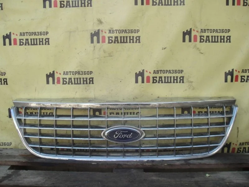 Решетка радиатора Ford Explorer 3L2Z8200BA