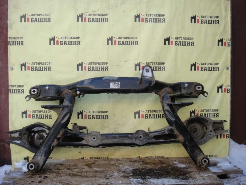 Балка Audi Q3 5N0505235AB, задняя