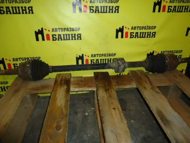 Привод Nissan Bluebird Sylphy 391004M776 QG10, правый