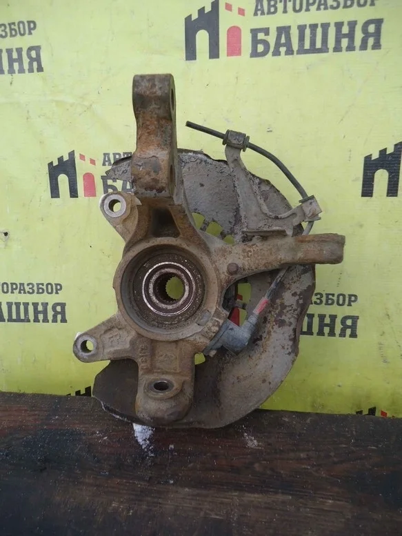 Кулак поворотный Chery Tiggo T113001012 T11, передний правый