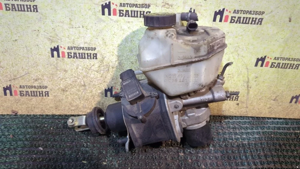 Главный тормозной цилиндр Mercedes E-Class A0004300412 W207