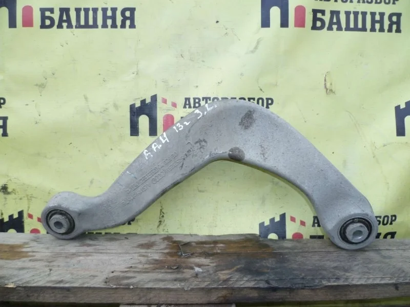 Рычаг подвески Audi A4 8K0505323H B8, задний левый