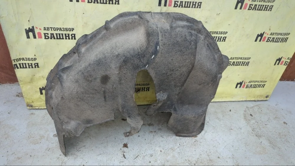 Подкрылок Audi Q3 8U0810172A, задний правый