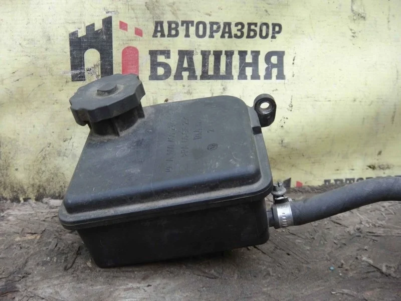 Бачок гидроусилителя Mercedes E-Class A0004602983 W207