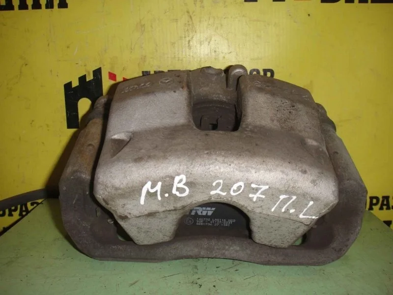 Суппорт тормозной Mercedes E-Class A2044212381 W207, передний левый