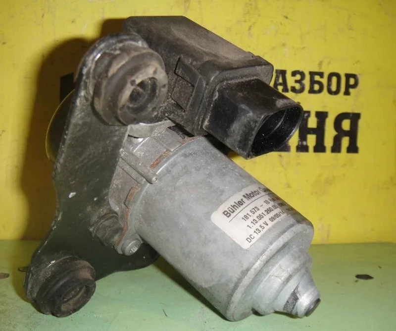 Насос вакуумный Skoda Rapid 1K0612181F