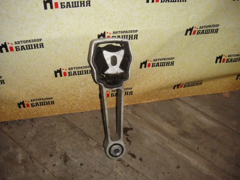 Подушка двигателя Land Rover Discovery Sport LR000597