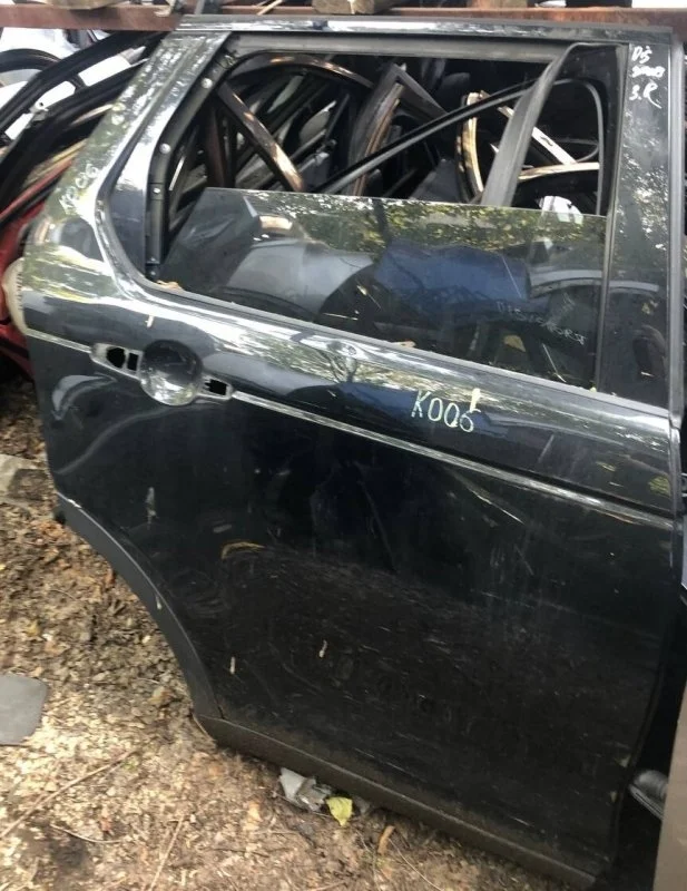 Дверь Land Rover Discovery Sport LR061284, задняя правая