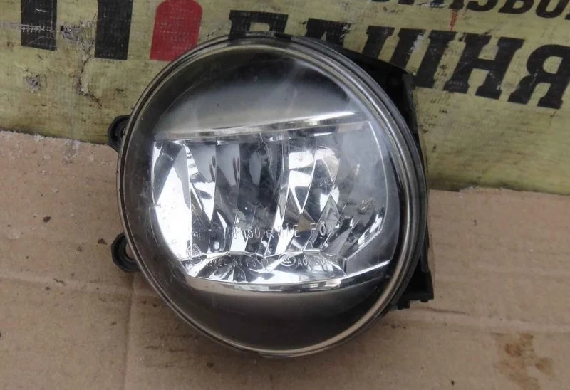 Фара противотуманная Lexus Rx450H 2015 8121048051 GYL25, правая