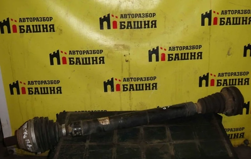 Приводной вал Skoda Octavia 1K0407272PL A5, правый