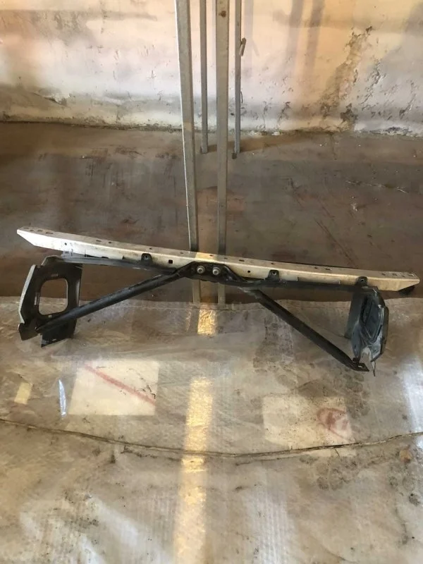 Кронштейн Bmw 5 51647357209 G30