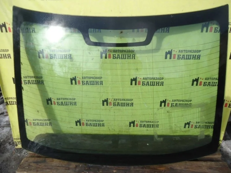 Стекло заднее Volvo S60 30674267