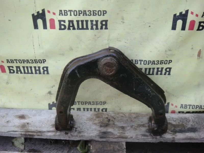 Рычаг подвески Nissan Navara 54524EB30A D40, передний правый