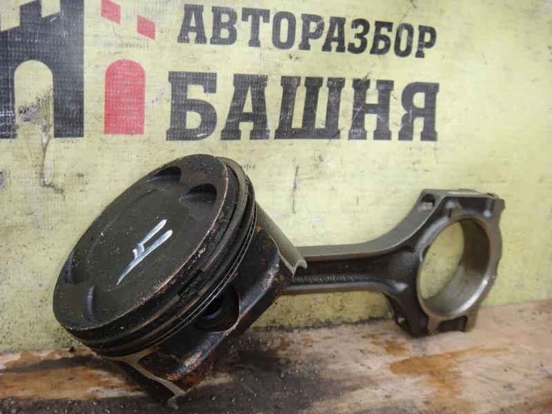 Поршень с шатуном Ford Ecosport 1739149 1.6