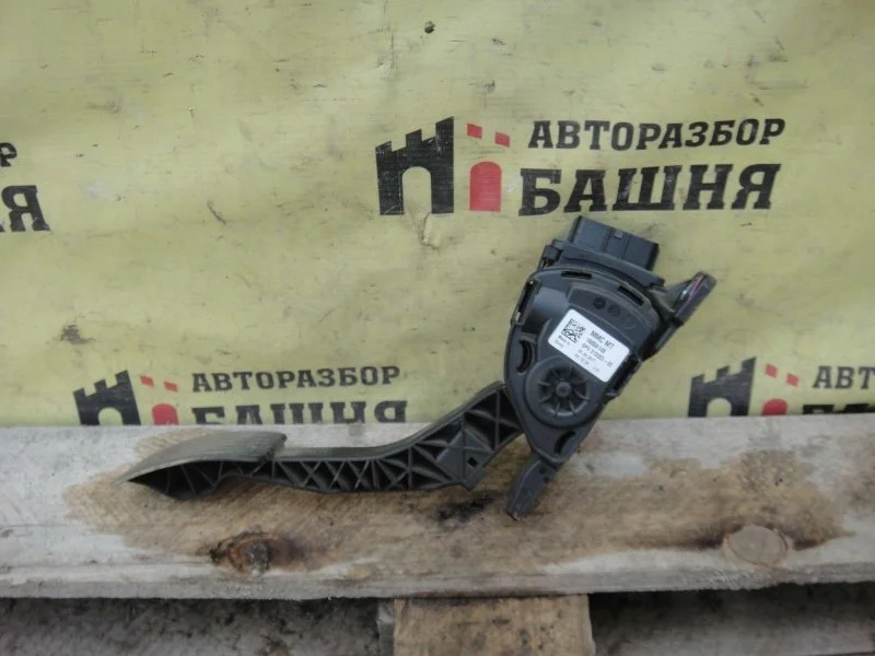 Педаль газа Mitsubishi L200 1600A148 KL1T