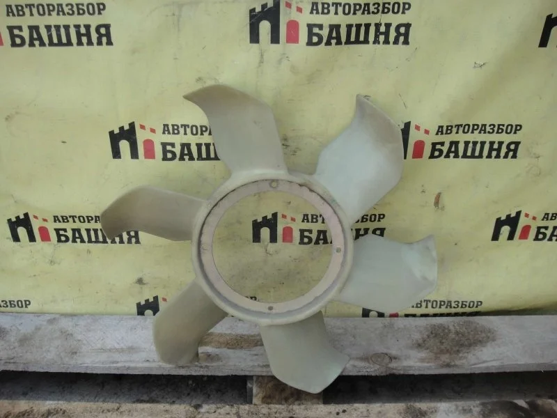 Крыльчатка вентилятора Mitsubishi L200 1320A015 KL1T