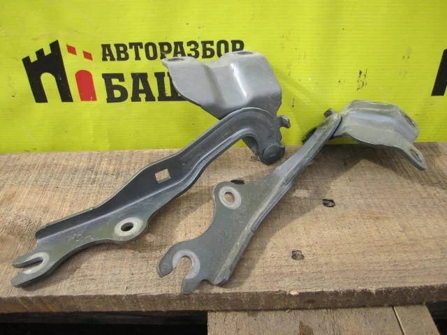 Петля капота Mazda 6 GS1D52410A GH, правая