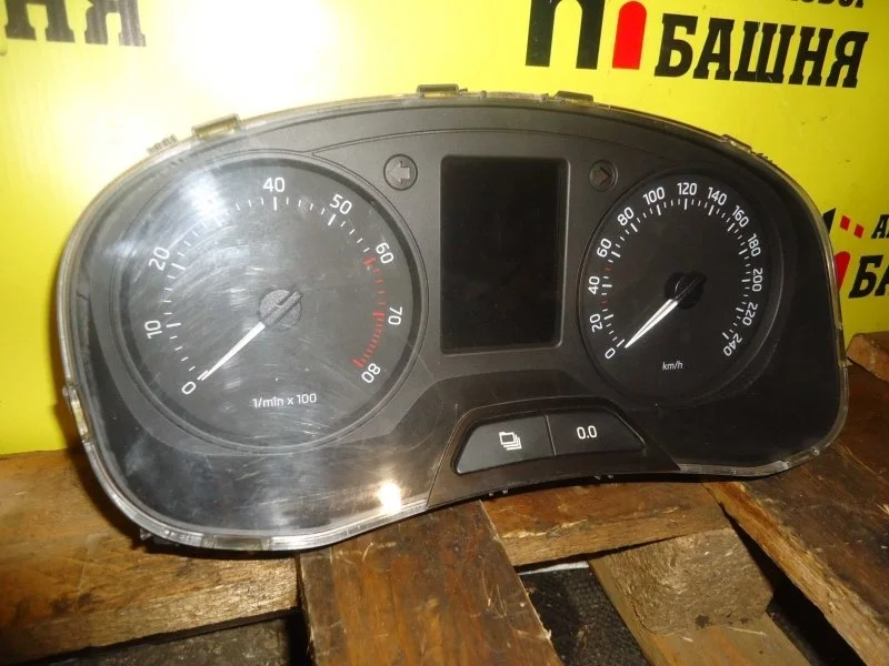 Щиток приборов Skoda Rapid 5JA920800B
