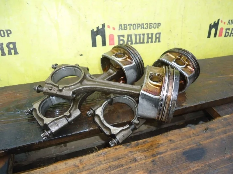 Поршень с шатуном Audi A4 06D198401C B7