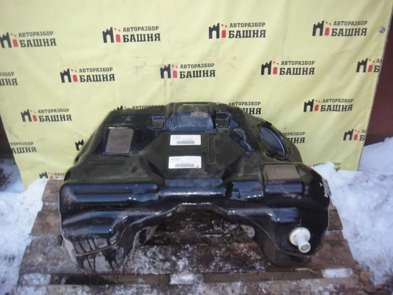 Бензобак Land Rover Freelander LR053799