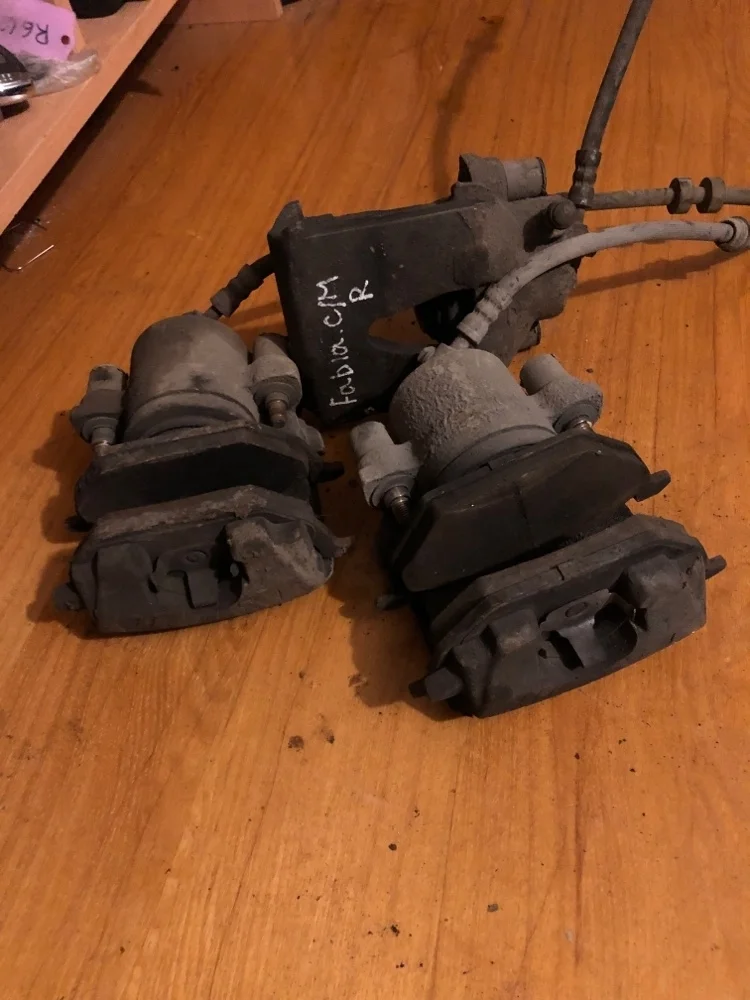 Суппорт Skoda Fabia 1K0615124D 2, передний правый