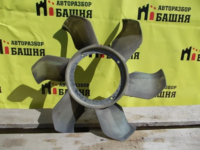 Крыльчатка охлаждения Mitsubishi L200 1320A015 KB4T 4D56