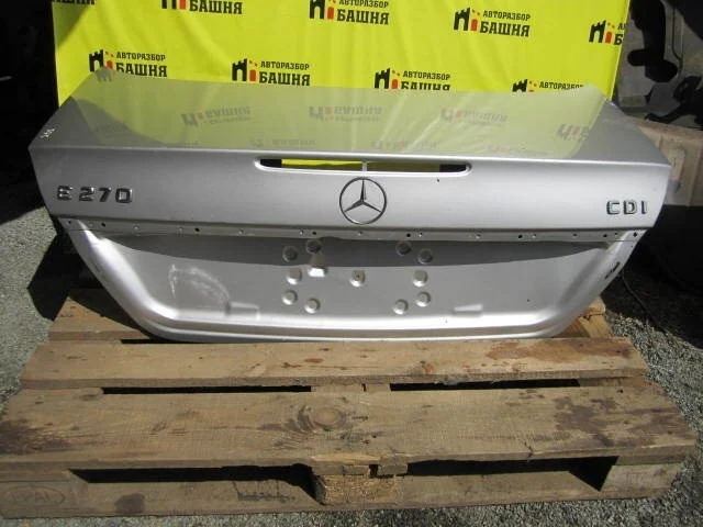 Крышка багажника Mercedes E-Class A2117500375
