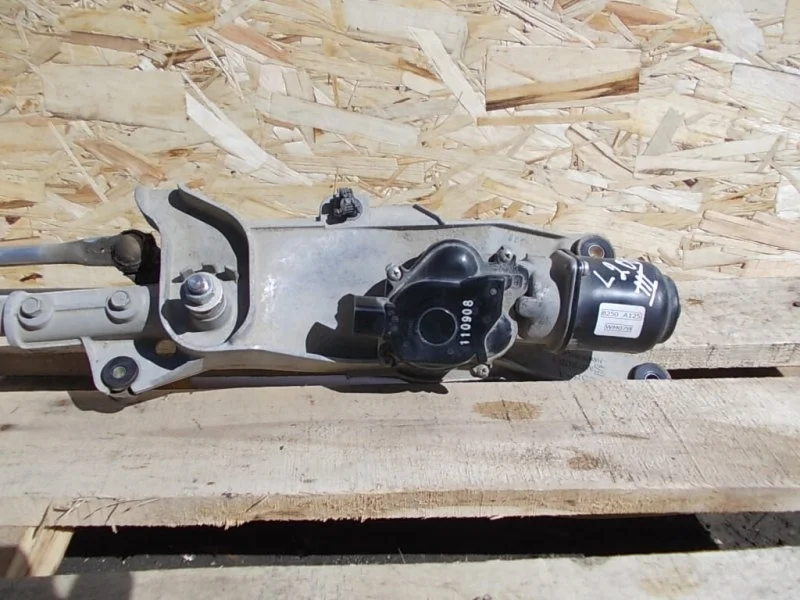 Стеклоочиститель Mitsubishi L200 8251A020 KB4T 4D56, передний