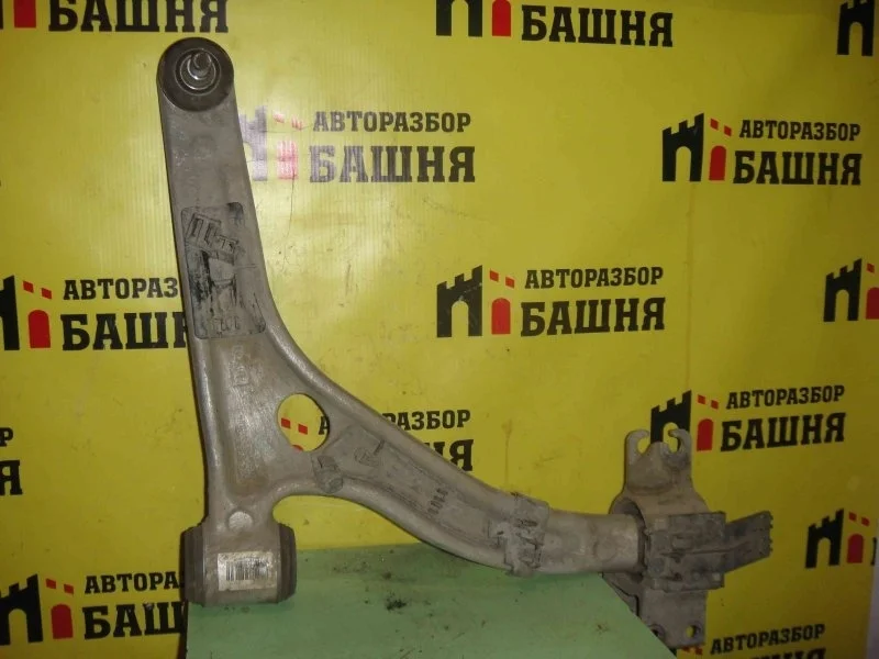 Рычаг подвески Mercedes B-Class A2463304800, передний правый