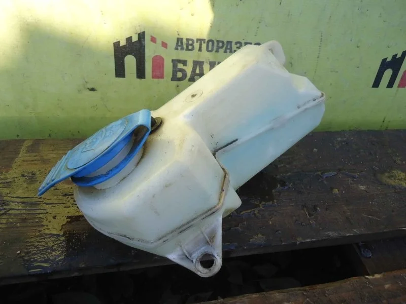 Бачок омывателя Audi A4 8E0955453AQ B7