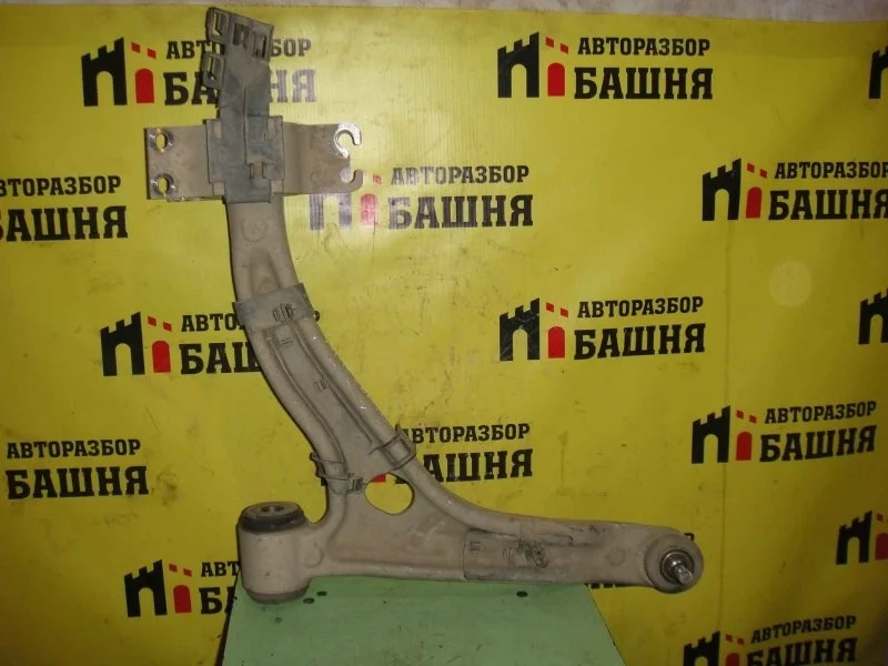 Рычаг подвески Mercedes B-Class A2463304700 W246, передний левый