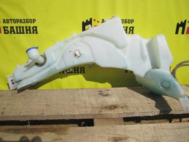 Бачок омывателя Ford Focus 1497707 2