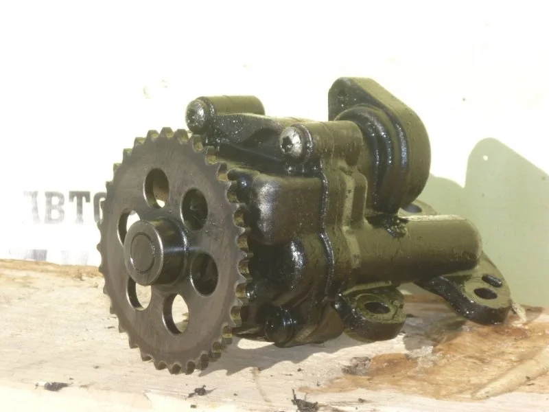 Насос маслянный Ford Transit 1456884