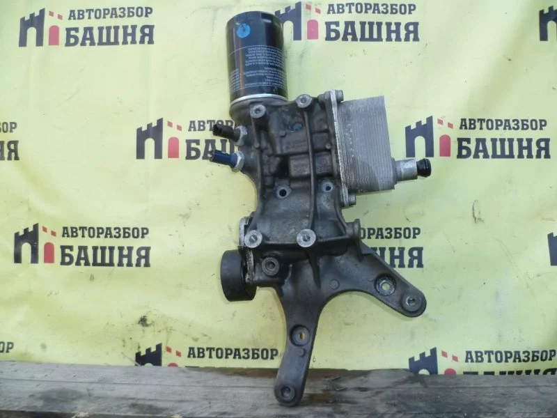 Кронштейн Audi A4 06J903143AK B8